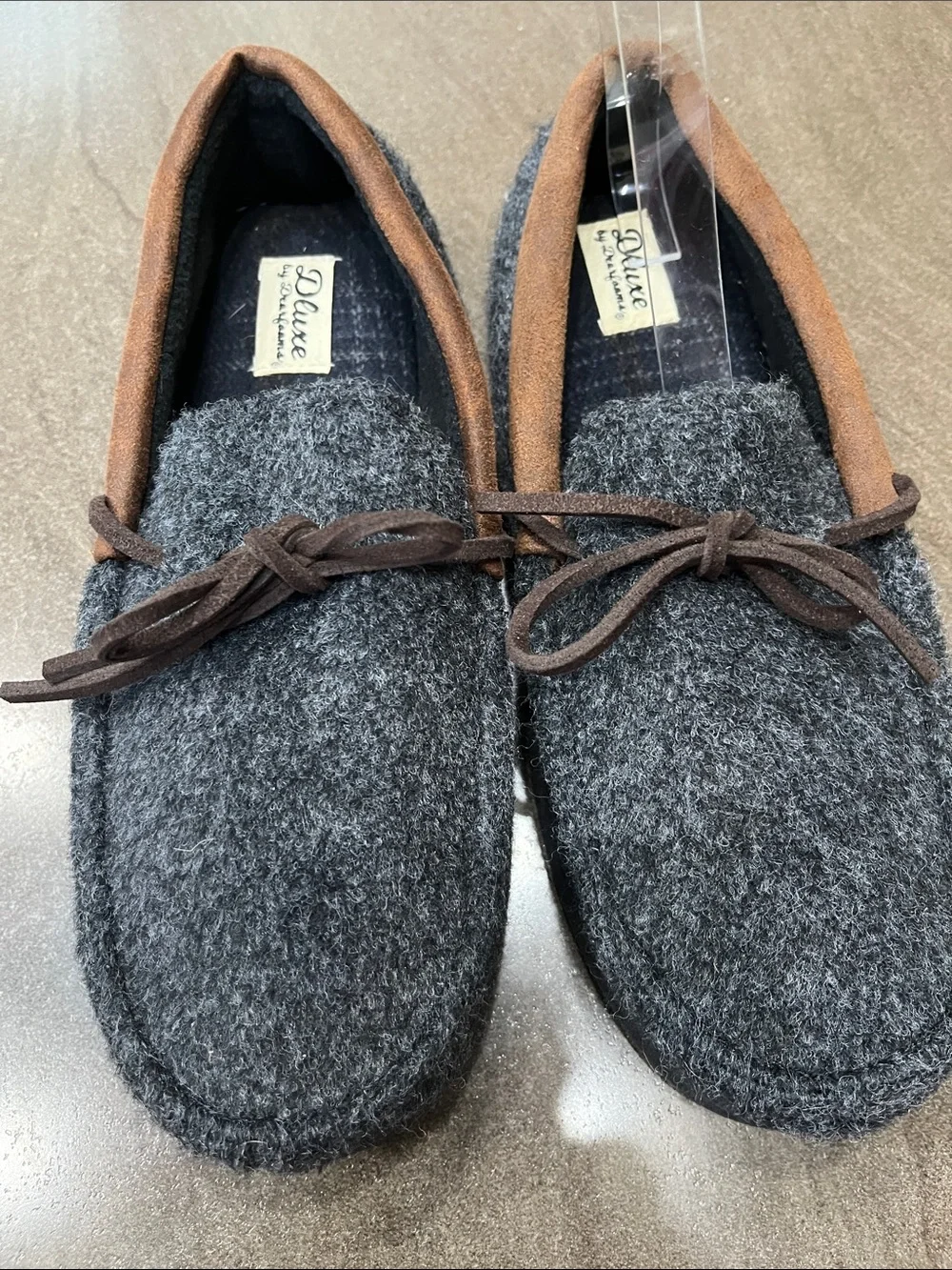dearfoams Charcoal Gray Wool Slip-On Loafers with Brown Trim, size 7-8